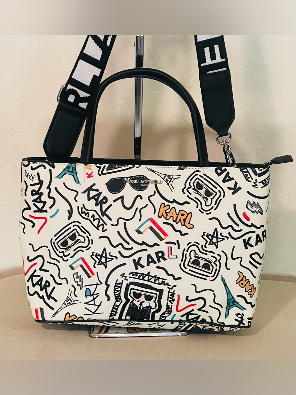 Karl Lagerfeld Paris White Graffiti Crossbody Shoulder Bag - Picture 2 of 15